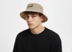 Gorra Pescador Guess Monograma - Image 2